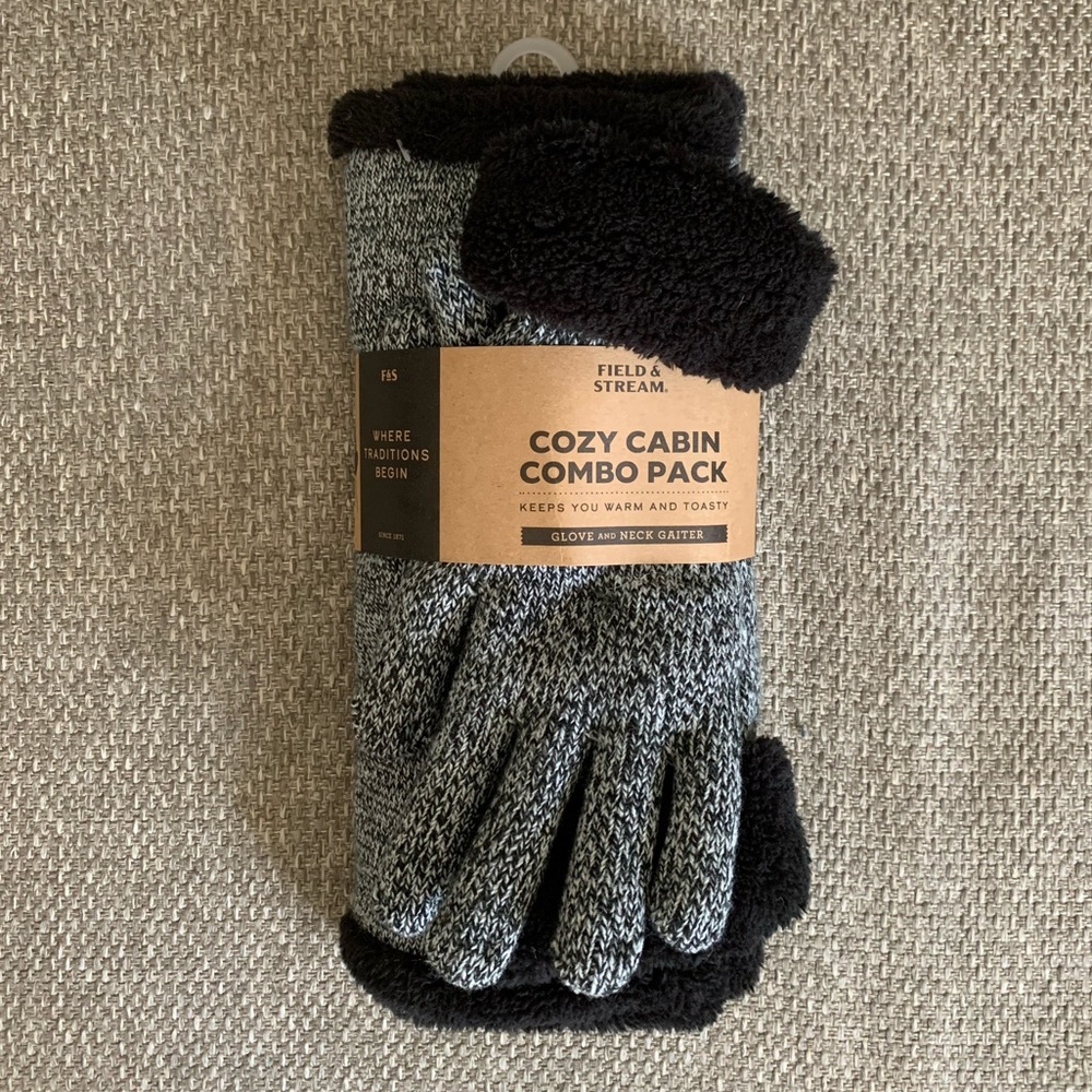 NWT Field & Stream Scarf and Glove set